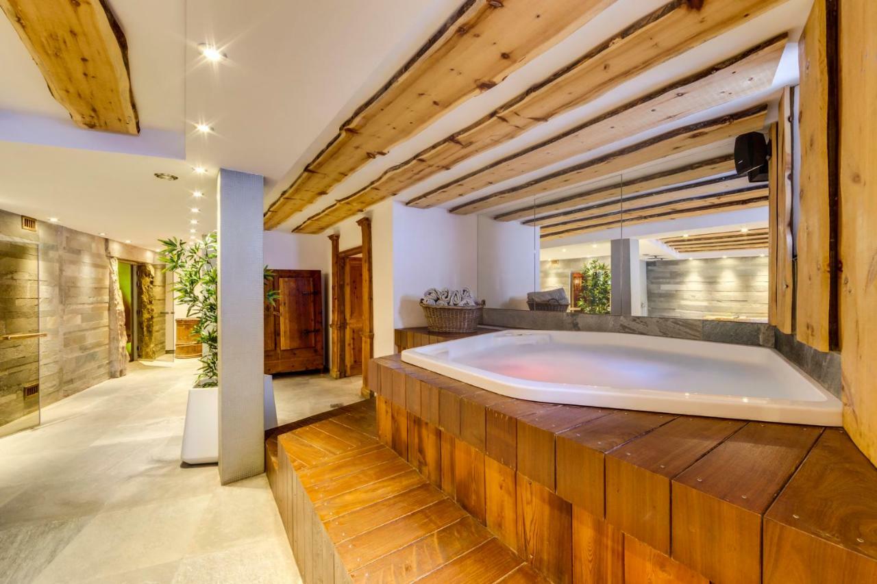 Chalet Hotel Du Fornet Val-d'Isere Exterior photo